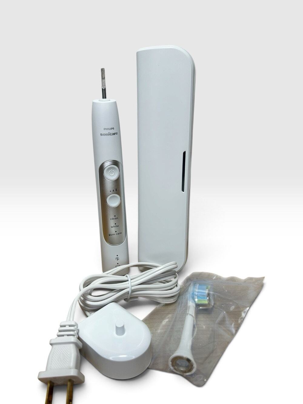 Philips Sonicare Professional Clean Rechargeable Electric toothbrush HX751V USE